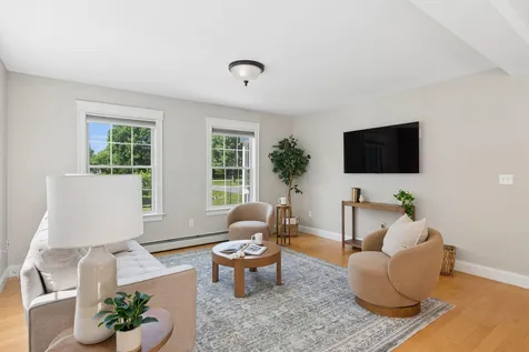 21 Hunters Way North Yarmouth ME 04097