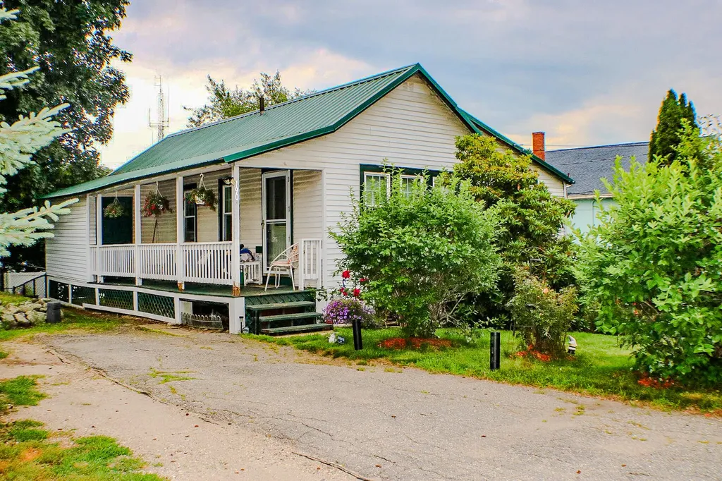 190 State Road Kittery ME 03904