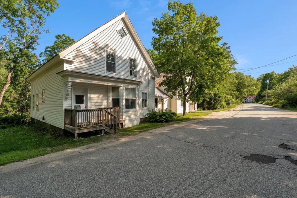 586 Plains Road Harrison ME 04040