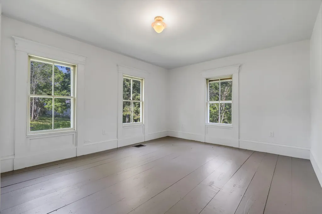 586 Plains Road Harrison ME 04040