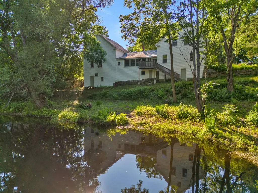 586 Plains Road Harrison ME 04040