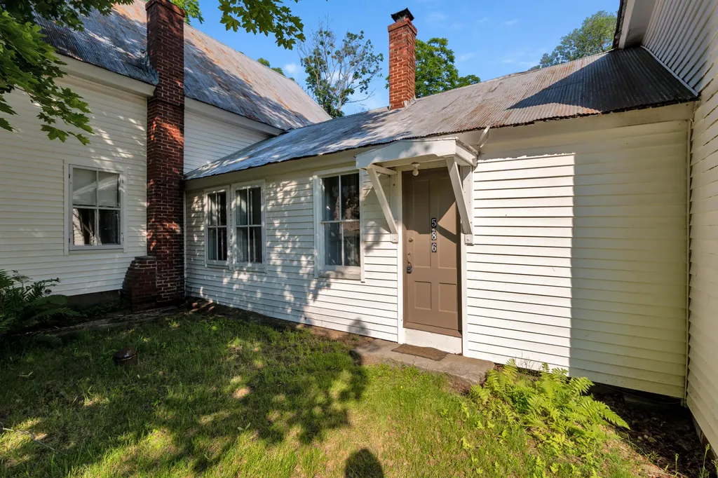 586 Plains Road Harrison ME 04040