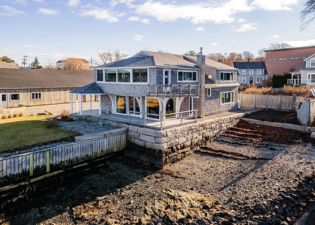 109 + 113 Shore Road Southwest Harbor ME 04679