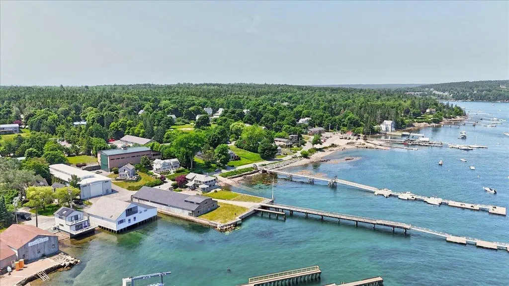 109 + 113 Shore Road Southwest Harbor ME 04679
