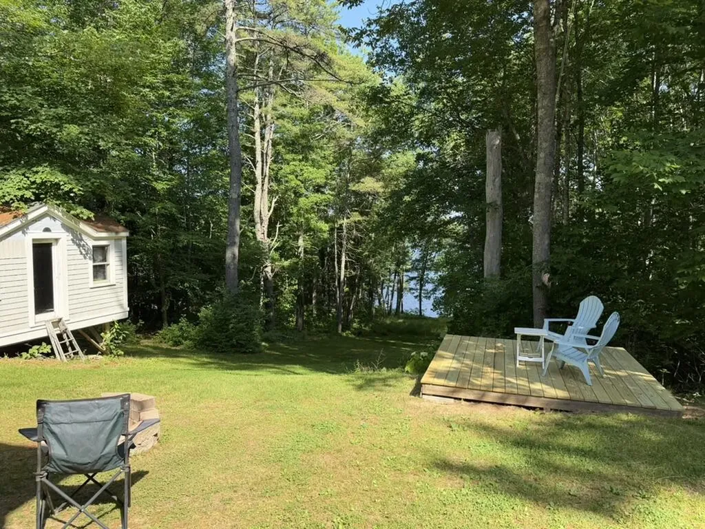 139 Jones Point Road Nobleboro ME 04555