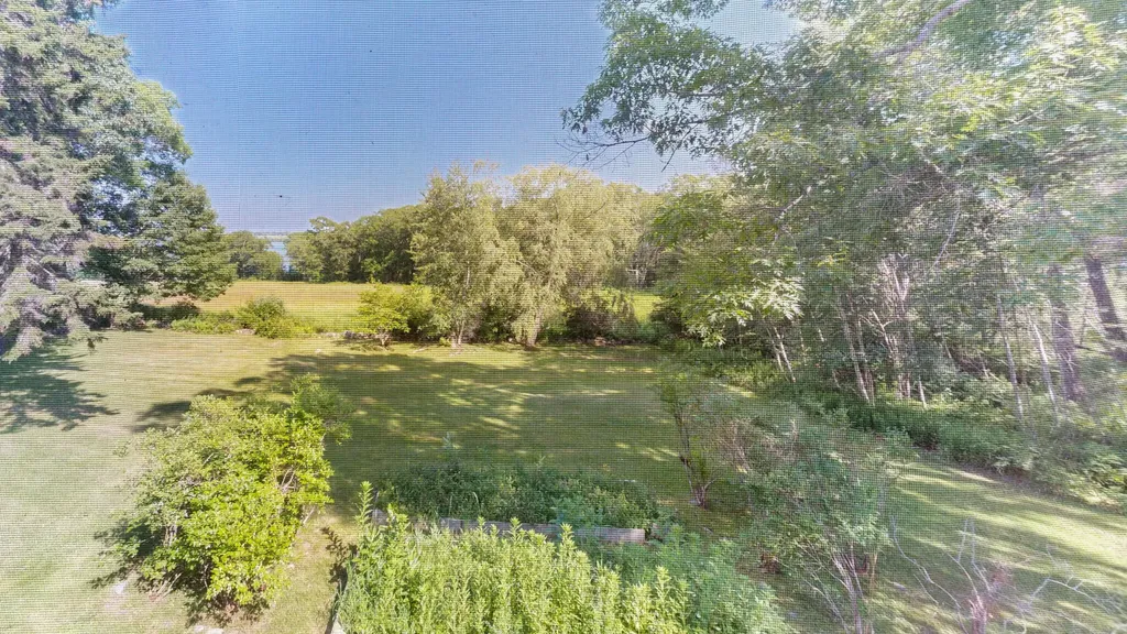 43 Lakeman Lane Thomaston ME 04861
