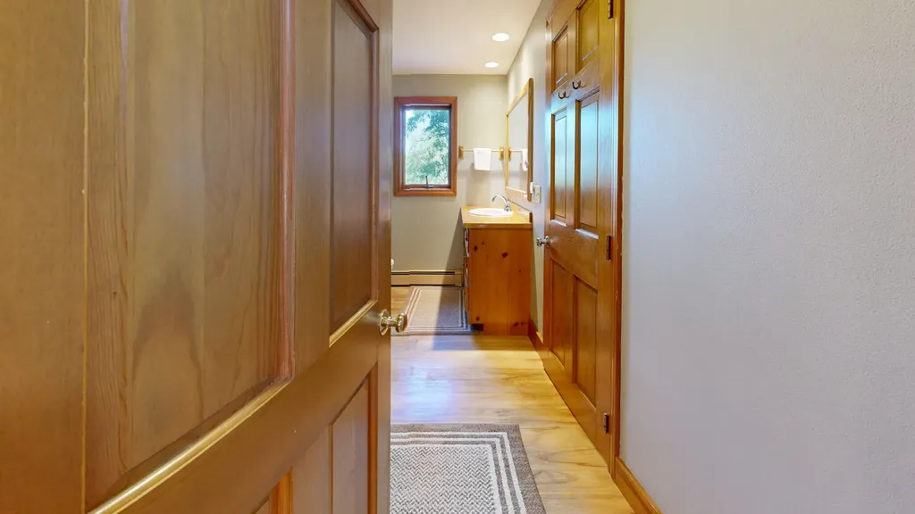 43 Lakeman Lane Thomaston ME 04861