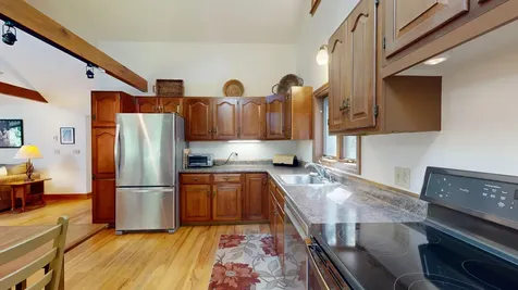43 Lakeman Lane Thomaston ME 04861