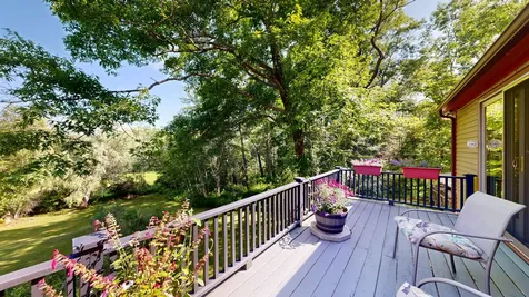 43 Lakeman Lane Thomaston ME 04861