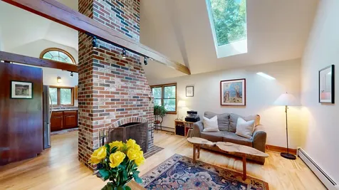 43 Lakeman Lane Thomaston ME 04861