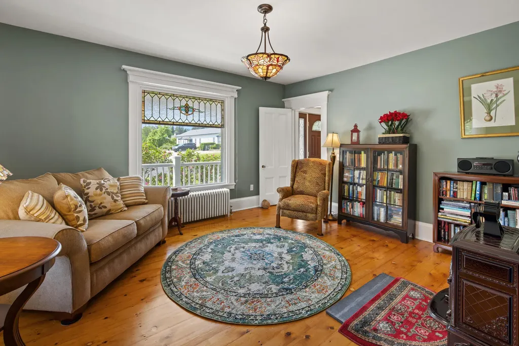 88 Main Street Milbridge ME 04658