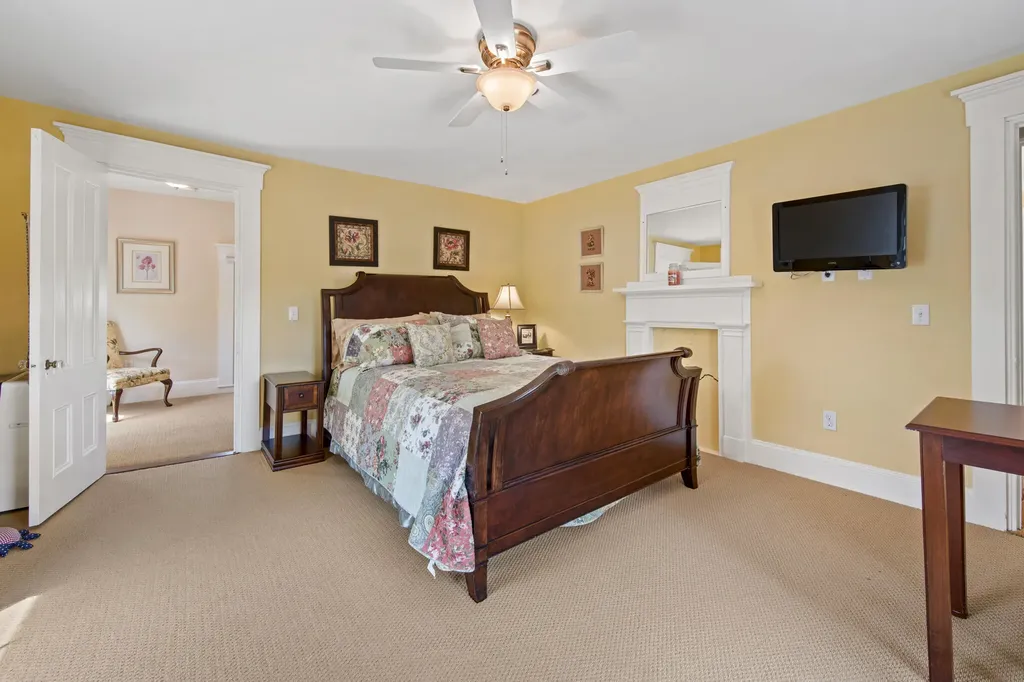 88 Main Street Milbridge ME 04658