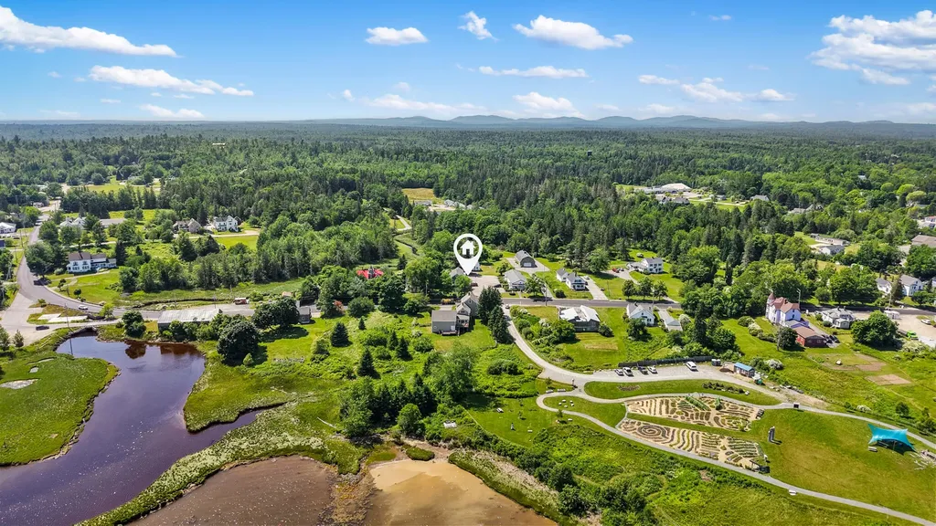 88 Main Street Milbridge ME 04658