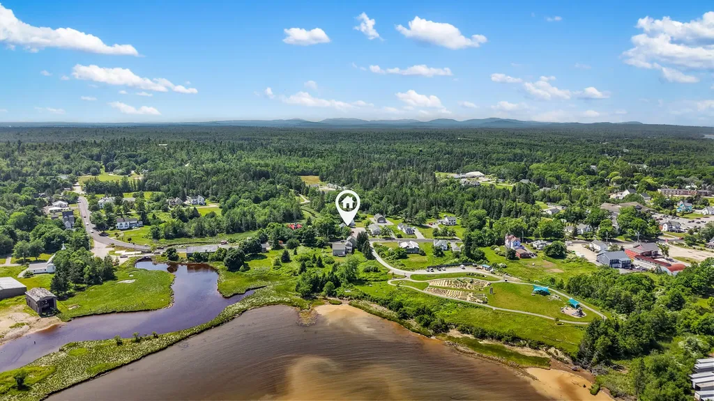 88 Main Street Milbridge ME 04658