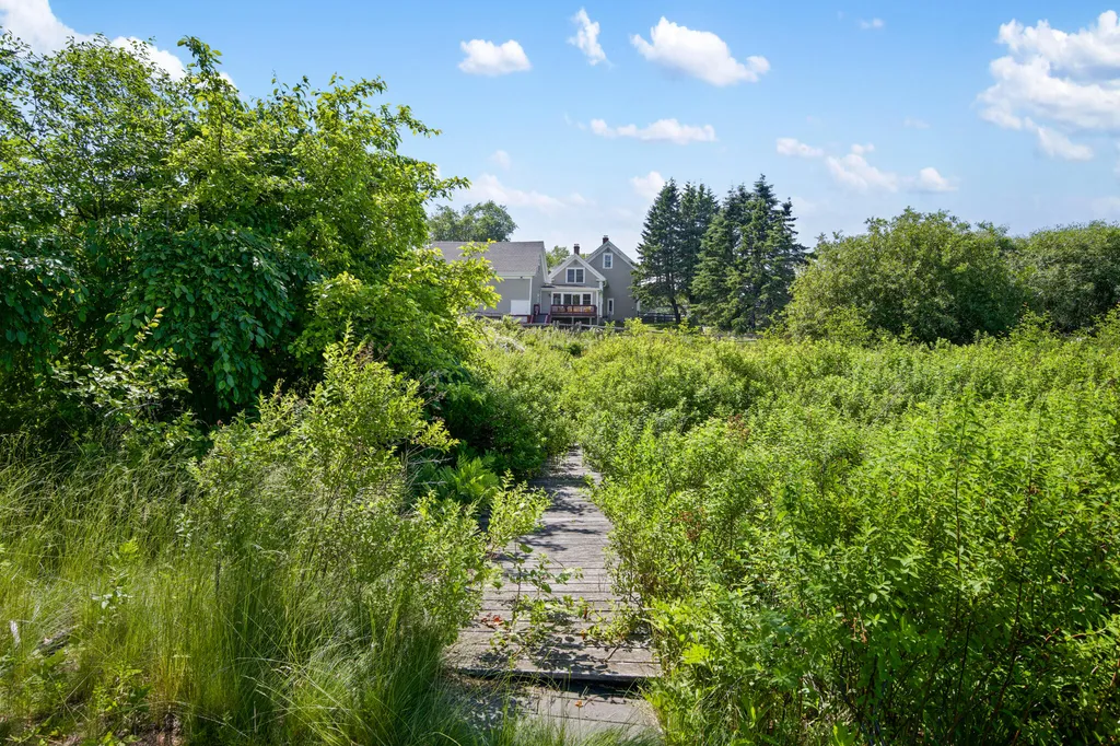 88 Main Street Milbridge ME 04658