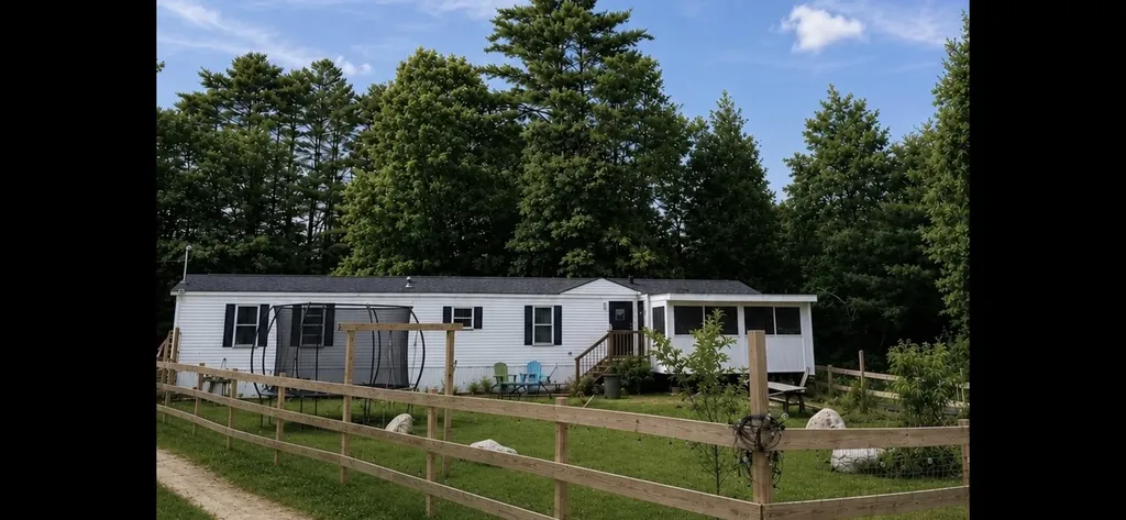 667 N High Street Bridgton ME 04009