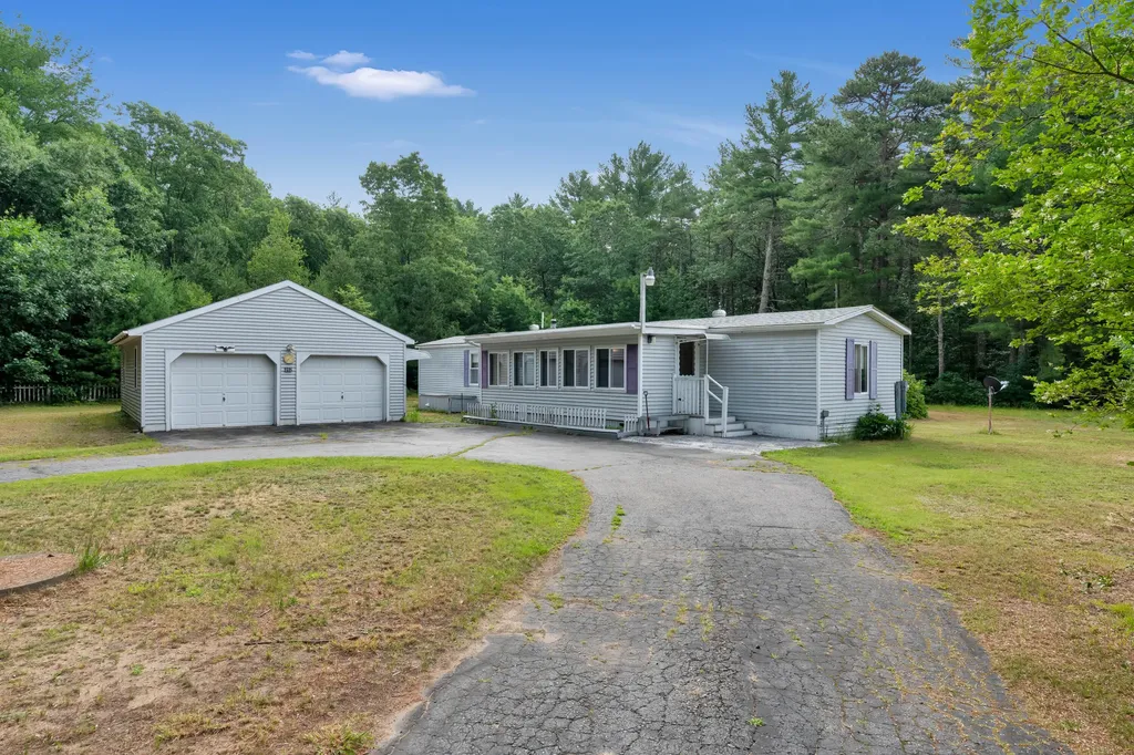 282 Country Club 3 Road Sanford ME 04073