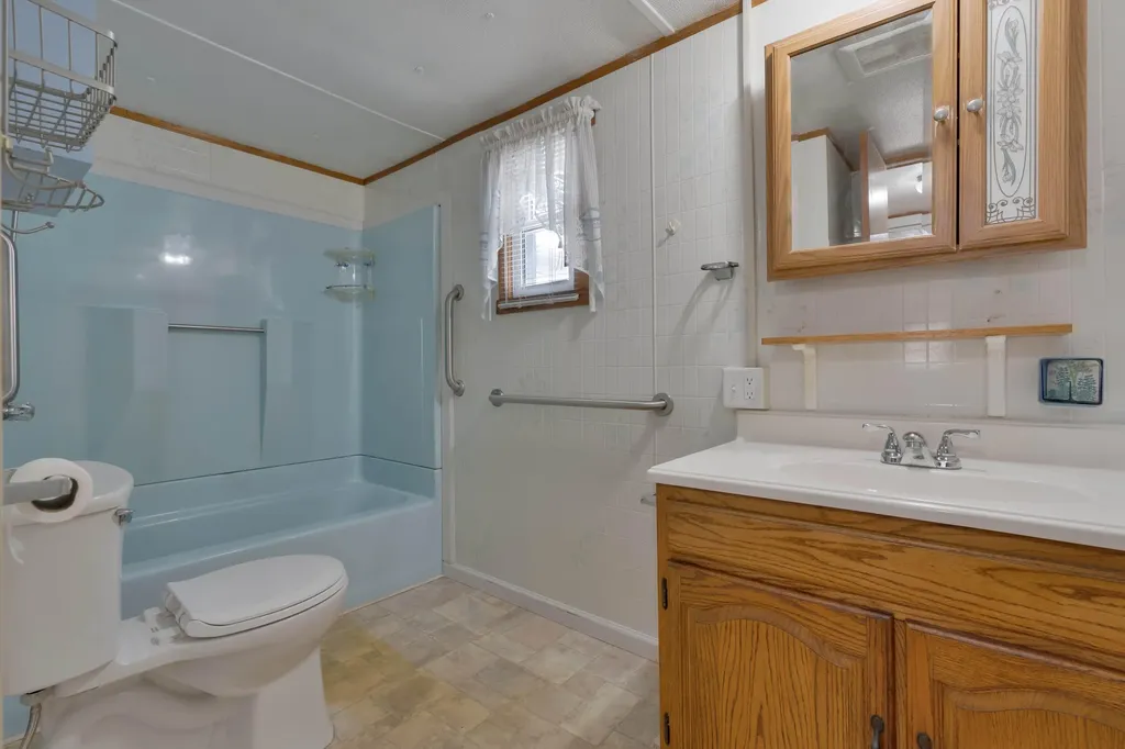 282 Country Club 3 Road Sanford ME 04073