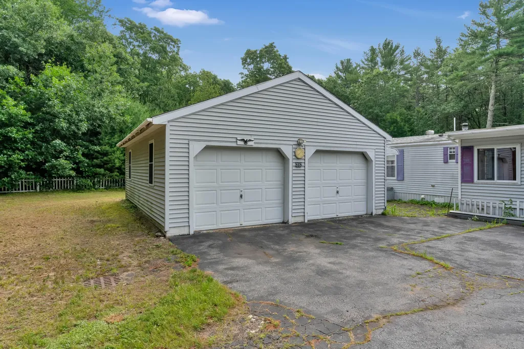 282 Country Club 3 Road Sanford ME 04073