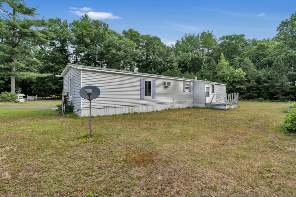 282 Country Club 3 Road Sanford ME 04073