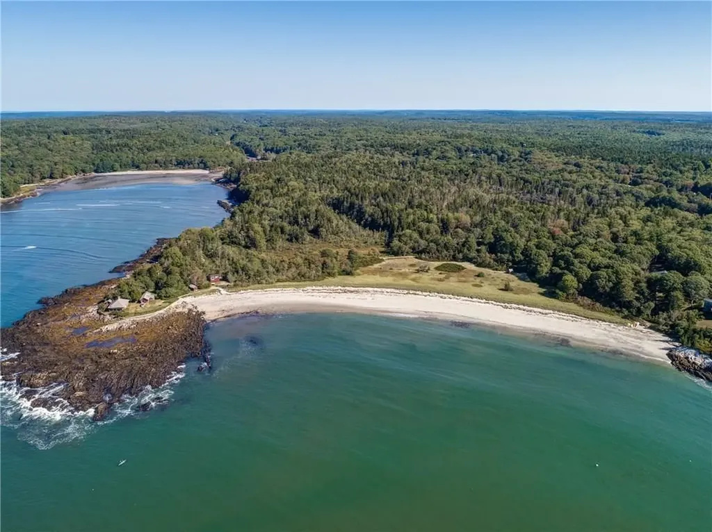 5 Flat Point Road Phippsburg ME 04562