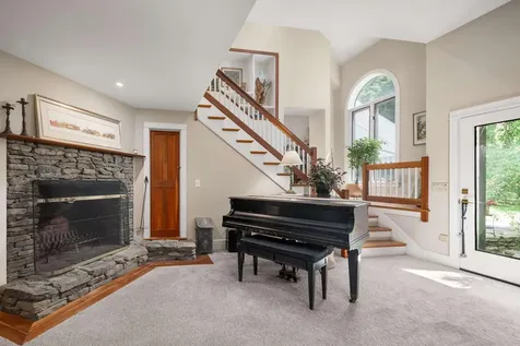 17 Pepperell Way York ME 03909