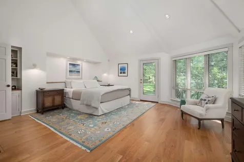 17 Pepperell Way York ME 03909