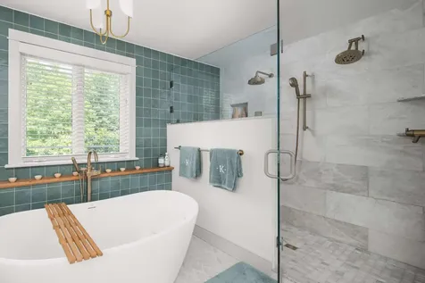 17 Pepperell Way York ME 03909