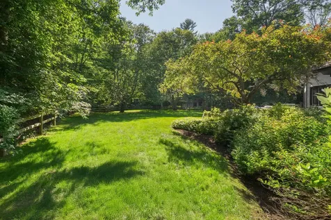 17 Pepperell Way York ME 03909