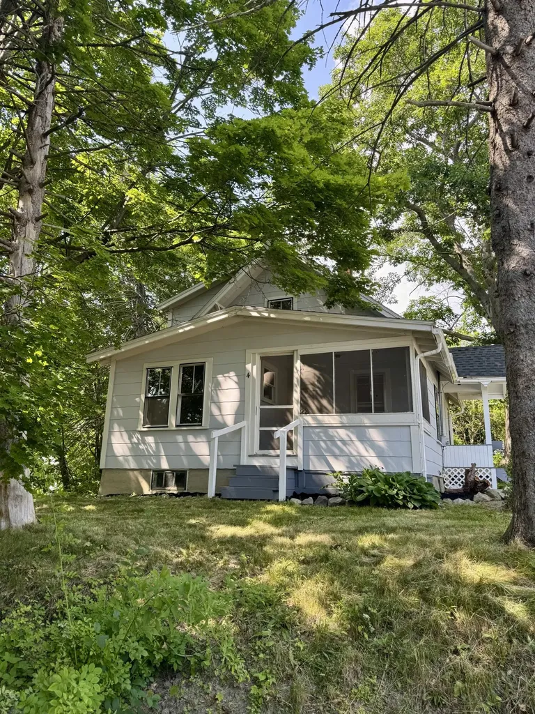 4 Florence Street Place Augusta ME 04330