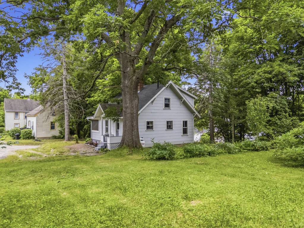4 Florence Street Place Augusta ME 04330