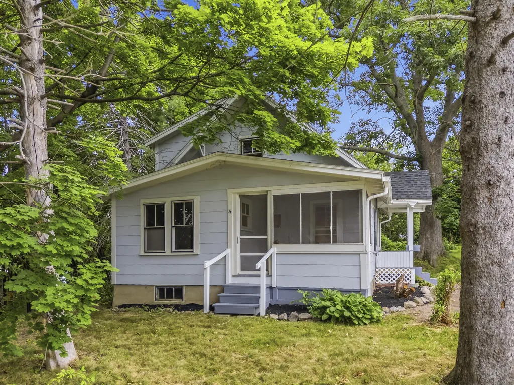 4 Florence Street Place Augusta ME 04330