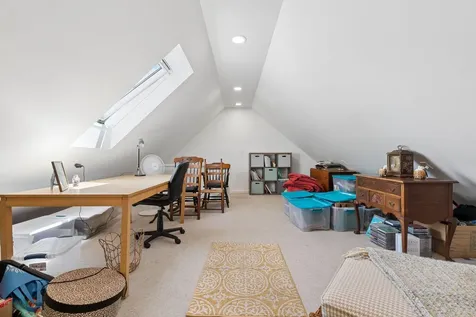 10 Ole Musket Road Cumberland ME 04110