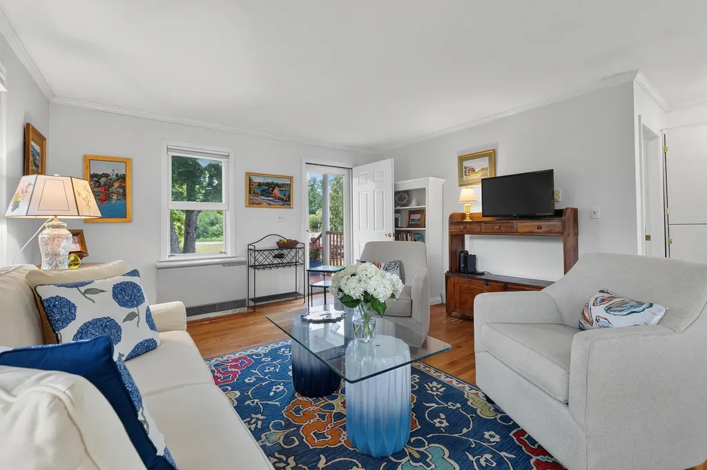 17 Woodside Meadow Road York ME 03909