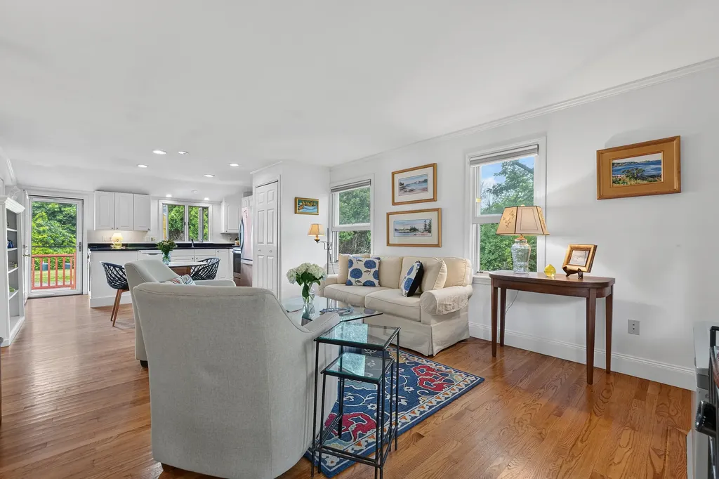 17 Woodside Meadow Road York ME 03909