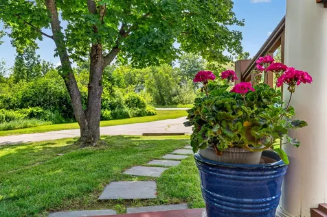 17 Woodside Meadow Road York ME 03909