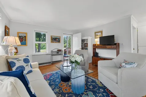 17 Woodside Meadow Road York ME 03909
