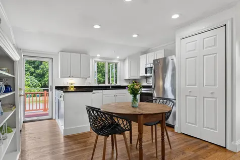 17 Woodside Meadow Road York ME 03909