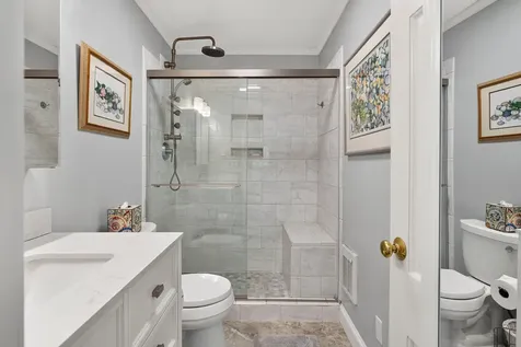 17 Woodside Meadow Road York ME 03909