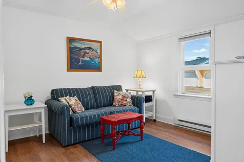 17 Woodside Meadow Road York ME 03909