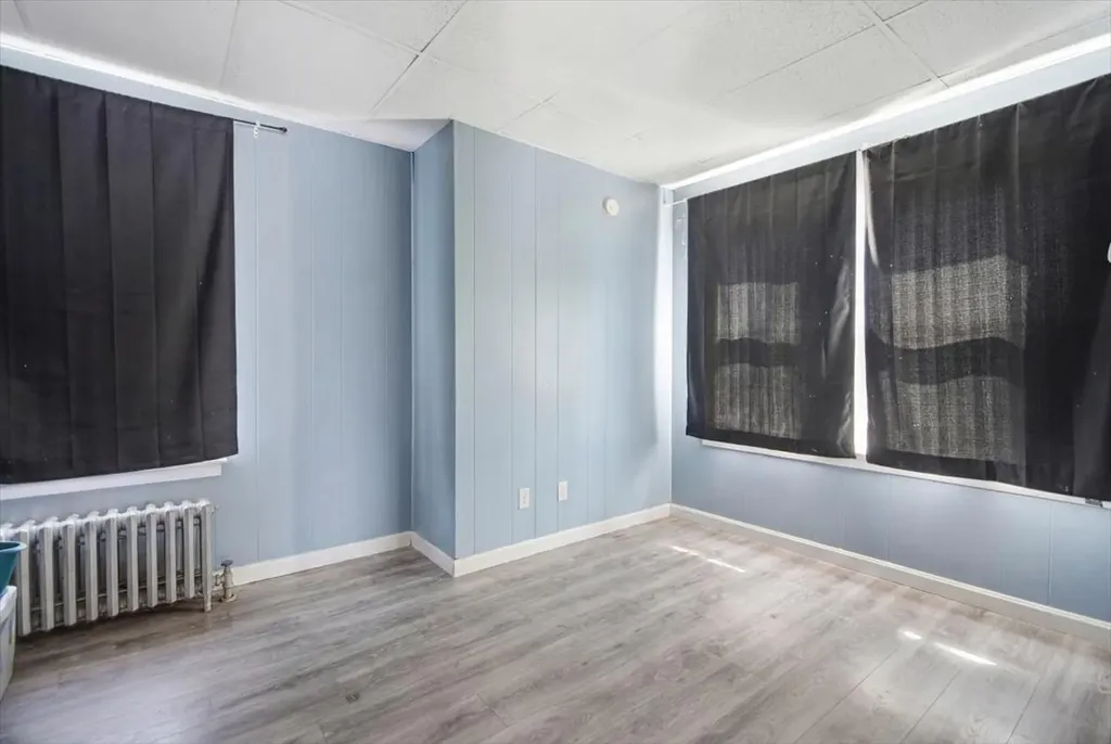 28 Eaton Street Lewiston ME 04240