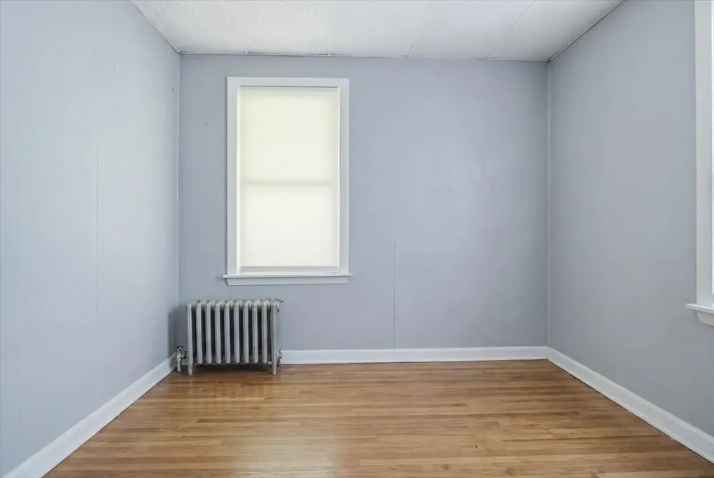 28 Eaton Street Lewiston ME 04240