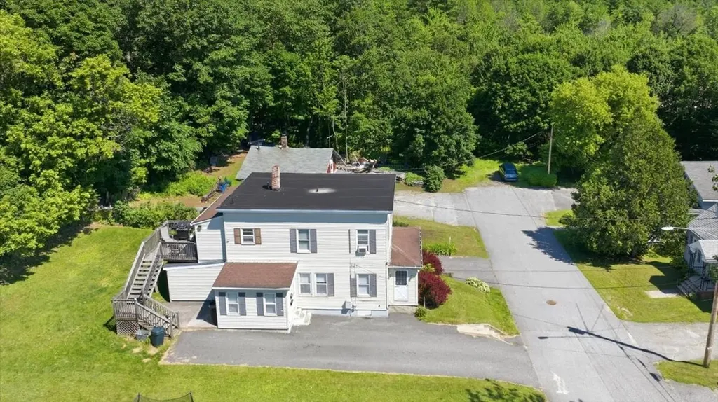 28 Eaton Street Lewiston ME 04240