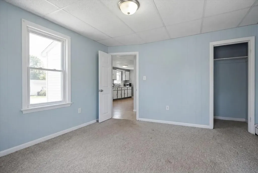 28 Eaton Street Lewiston ME 04240