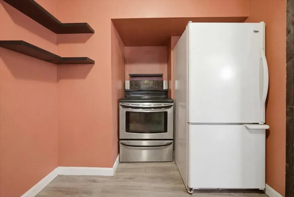 28 Eaton Street Lewiston ME 04240