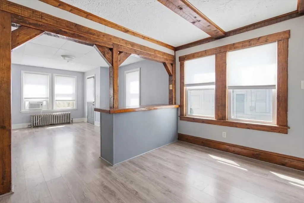 28 Eaton Street Lewiston ME 04240