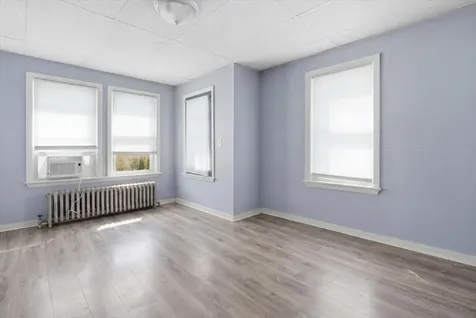 28 Eaton Street Lewiston ME 04240