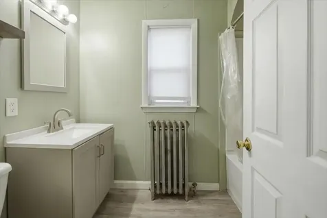 28 Eaton Street Lewiston ME 04240