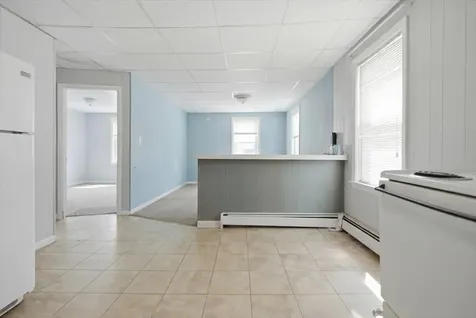 28 Eaton Street Lewiston ME 04240