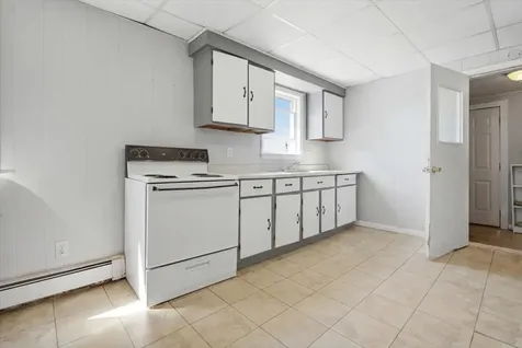 28 Eaton Street Lewiston ME 04240